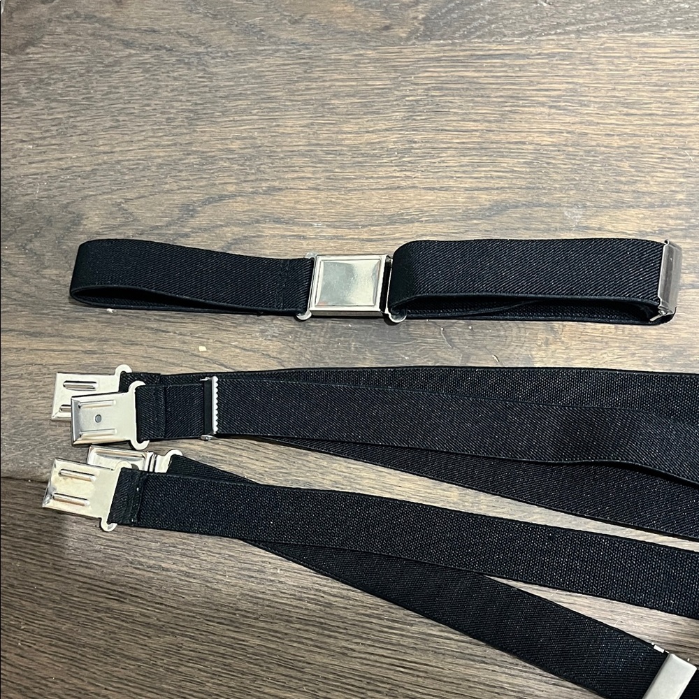 Lot of 5 Black Belts, magnetic buckle & adjustable size